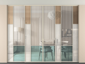 Алюминевая перегородка vntp4_6 Алюминий бежево-серый Четыре стекла. Цвет Алюминий бежево-серый. Материал Алюминий в эмали. Коллекция Перегородка Mosaic внутри проёма четырёхстворчатая со скрытым креплением в потолок. Картинка.